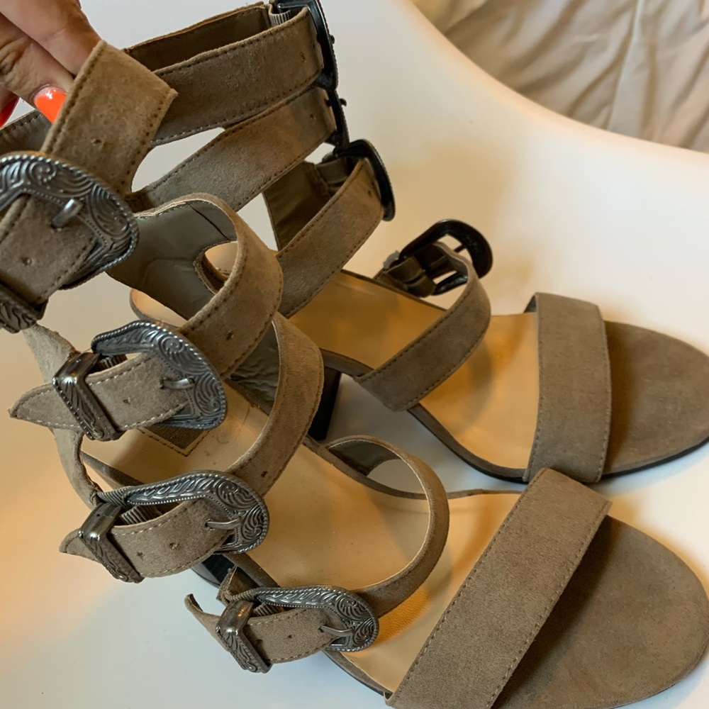 Taupe heels